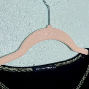 High V-Nevk top( Brandy Melville)